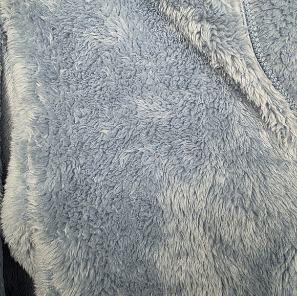 Uniqlo Soft Blue Fleece Jacket Juniors Size‎ 11/13 - Picture 2 of 4